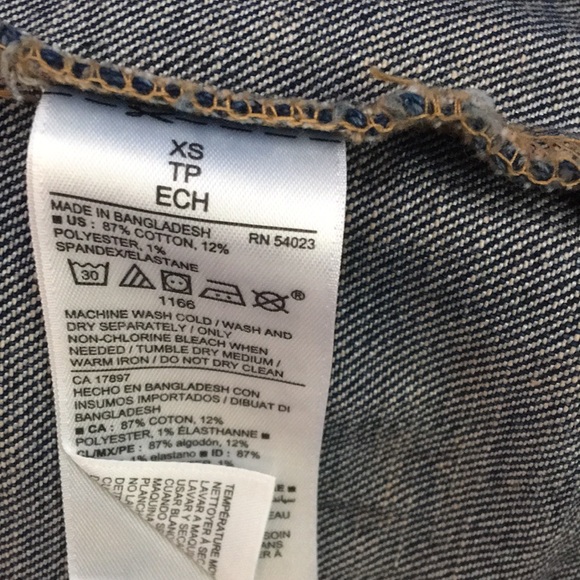 EUC 💥 Denim Jacket - Picture 5 of 5